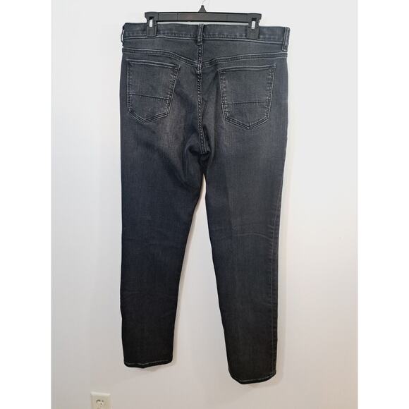 Banana Republic Men's Slim Fit Travelers Jeans Gray Wash Size 34X32 - Picture 2 of 6